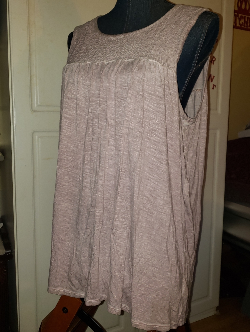 Sleeveless Light Mauve Top